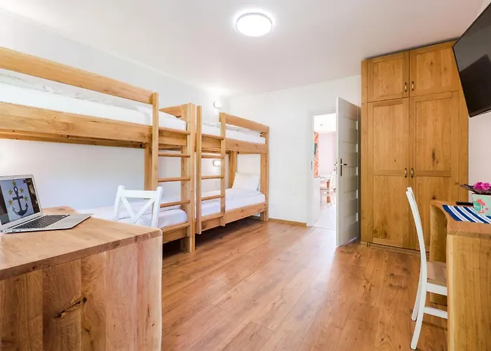 Kliwer 50 Metrow Od Morza *